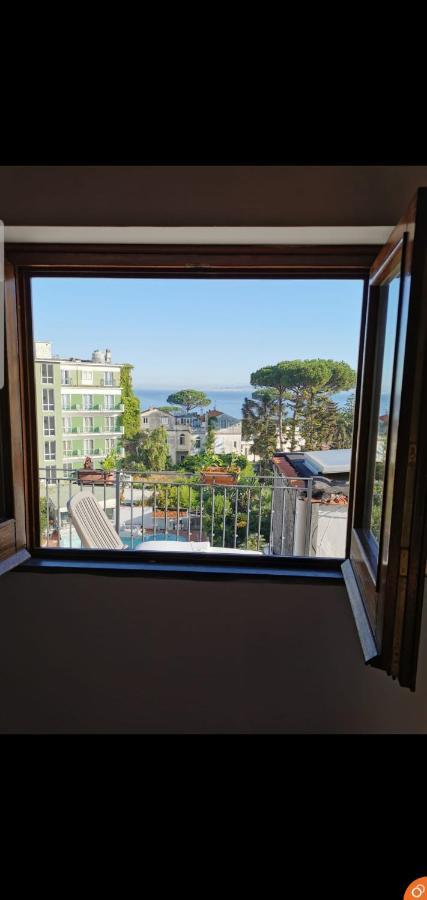 Rossy House Sorrentoアパートメント エクステリア 写真